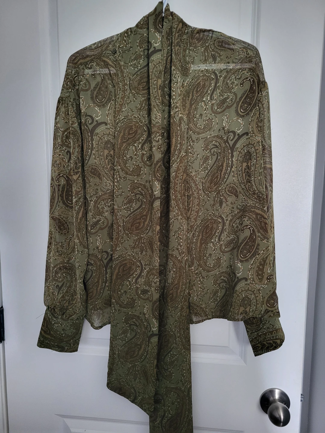 Suzy Shier blouse size XL