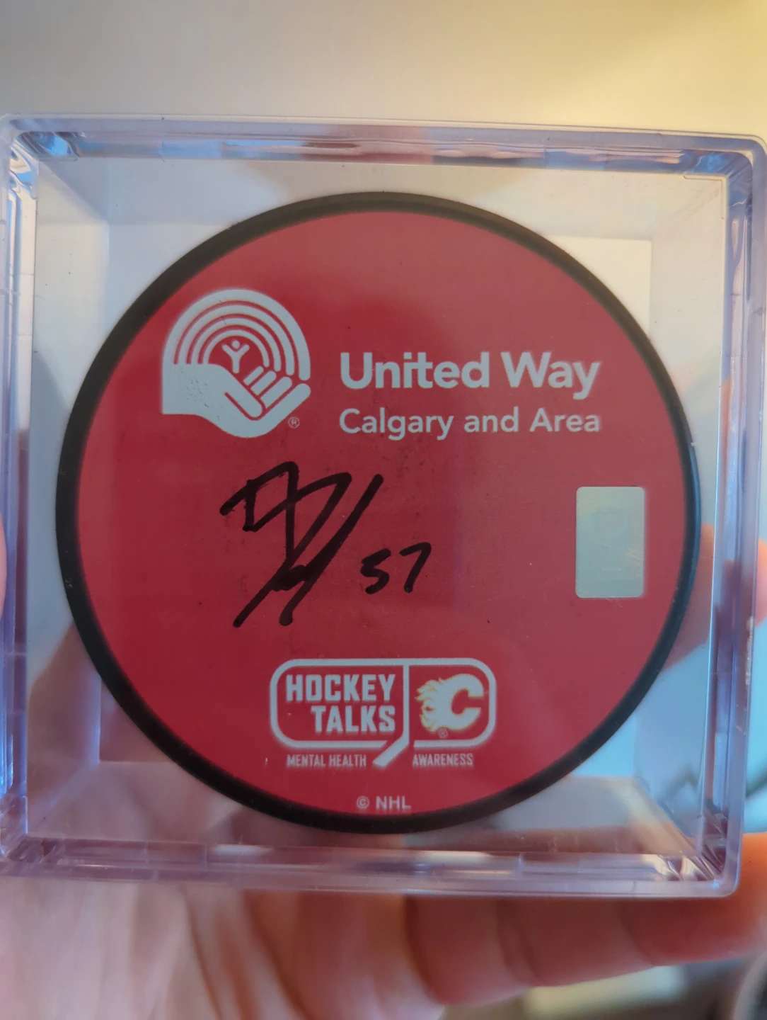 Calgary Flames United Way Hockey Puck - photo 3