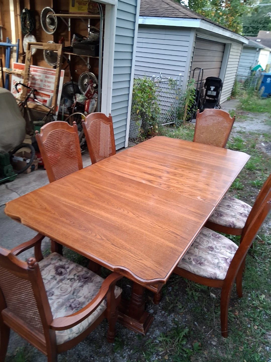 Wooden Dining Table and Chairs Set.Se Habla Espanol - photo 2