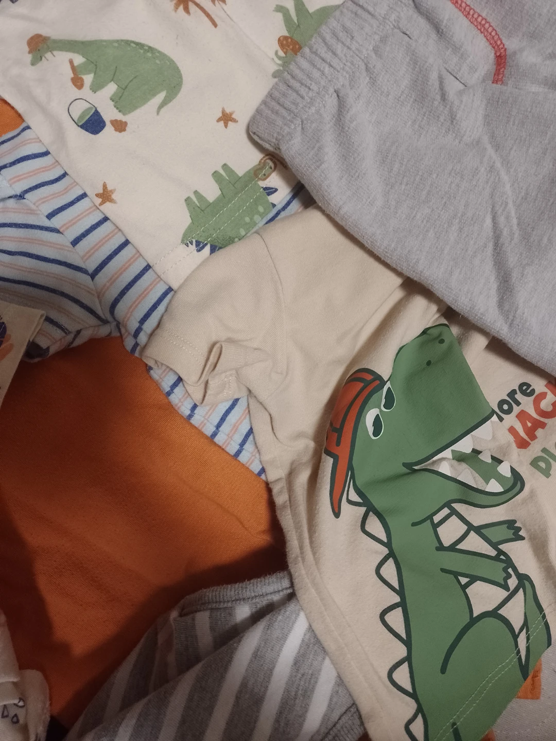 Kids' Clothing Bundle - Various Designs - photo 4