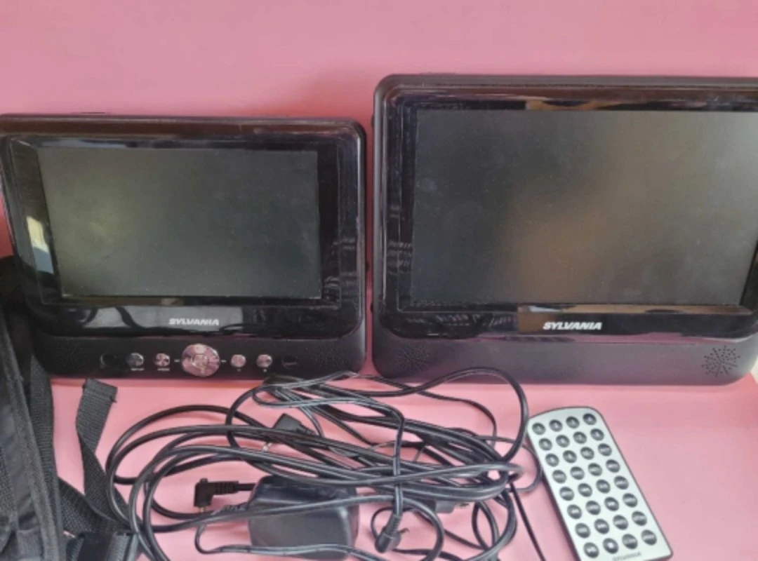 Sylvania Portable DVD Player - photo 2
