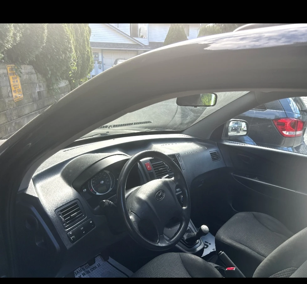 Black Hyundai Tucson SUV - photo 5