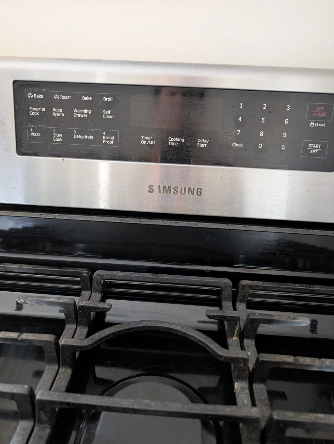 Samsung Gas Range Stove - photo 4