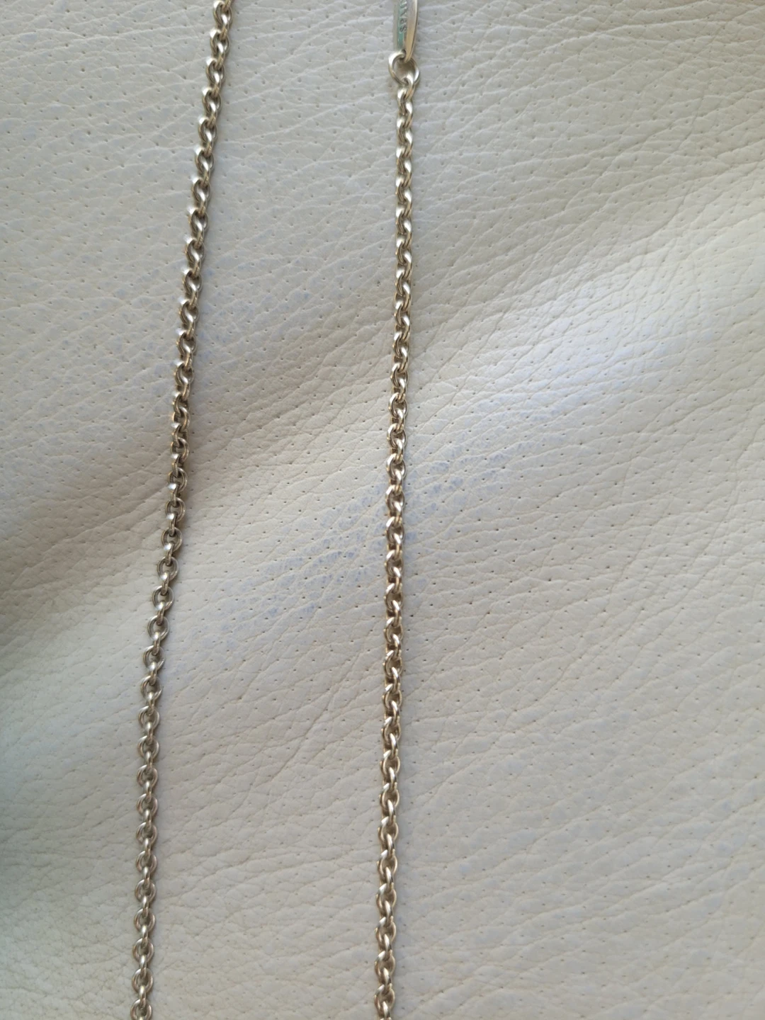 "Authentic" Tiffany & Co. Elsa Peretti D Heart Necklace - photo 5