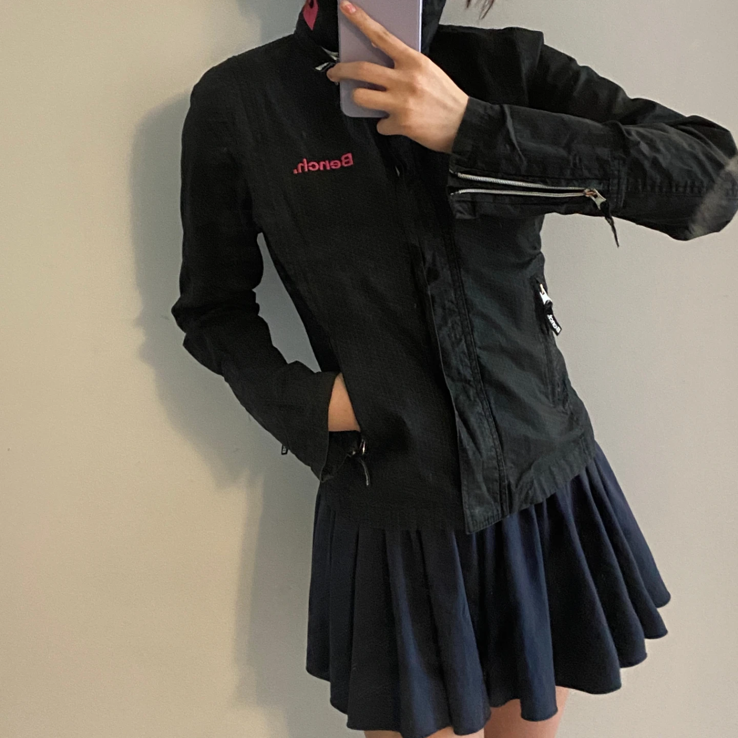 Bench Jacket - Black pink Size S