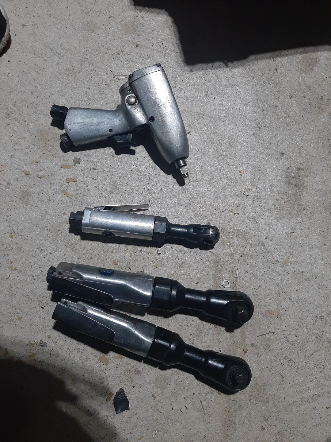Air Impact Wrench and Ratchet Set