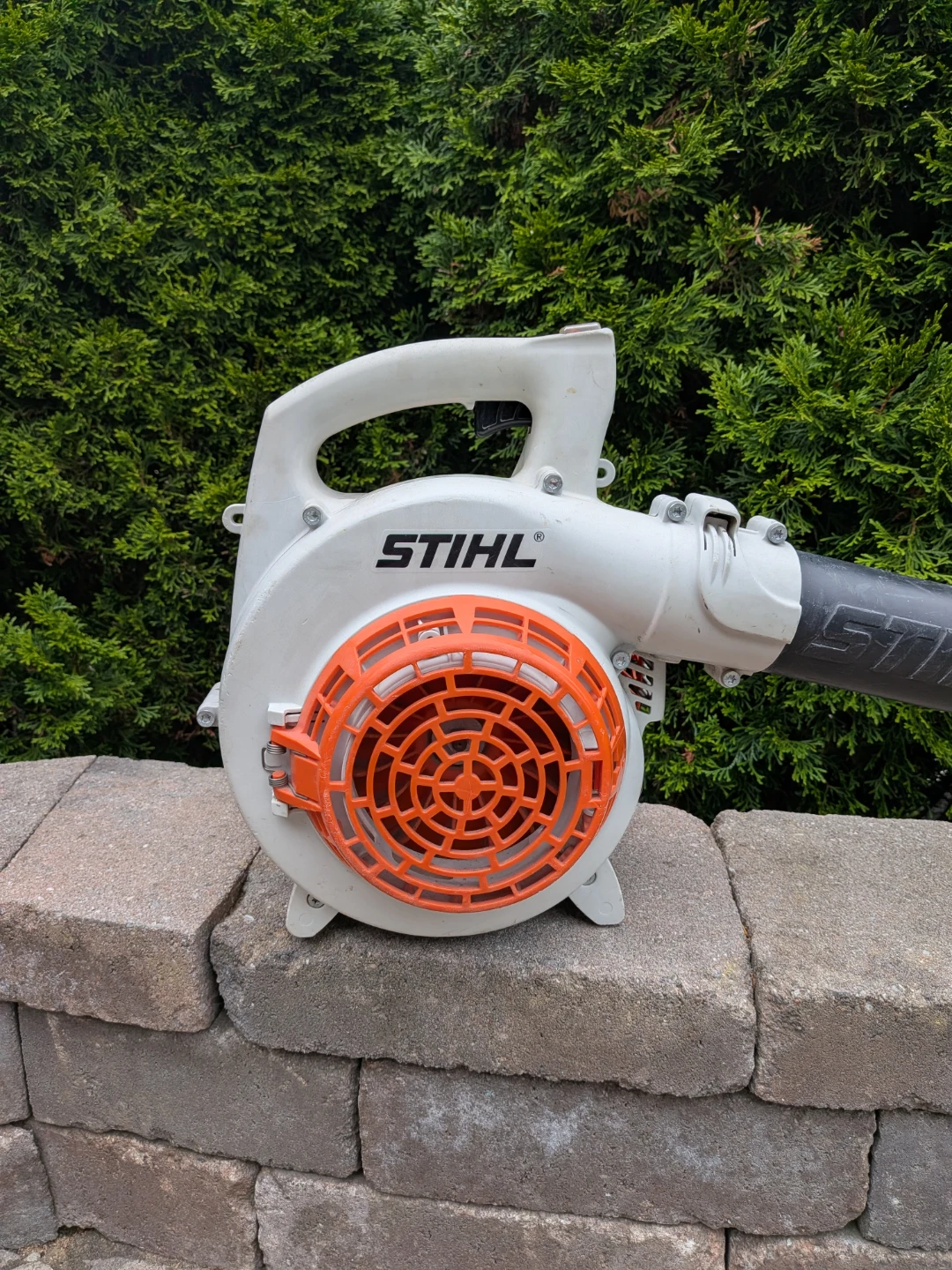 STIHL BG 55 Leaf Blower - photo 3