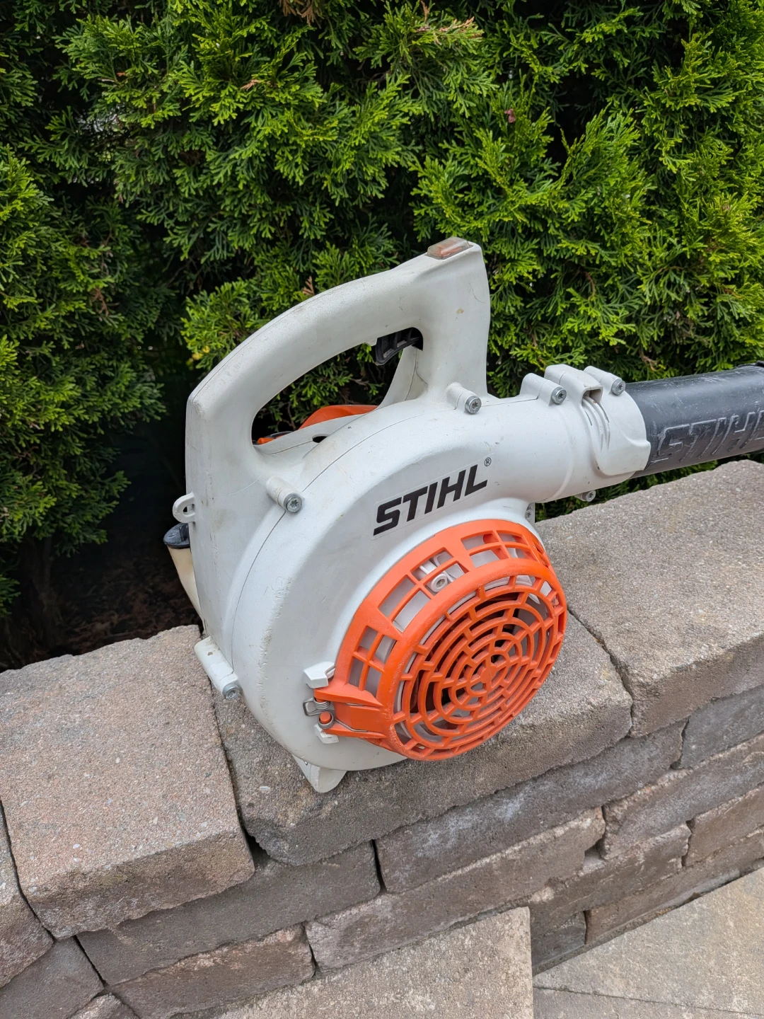 STIHL BG 55 Leaf Blower - photo 4