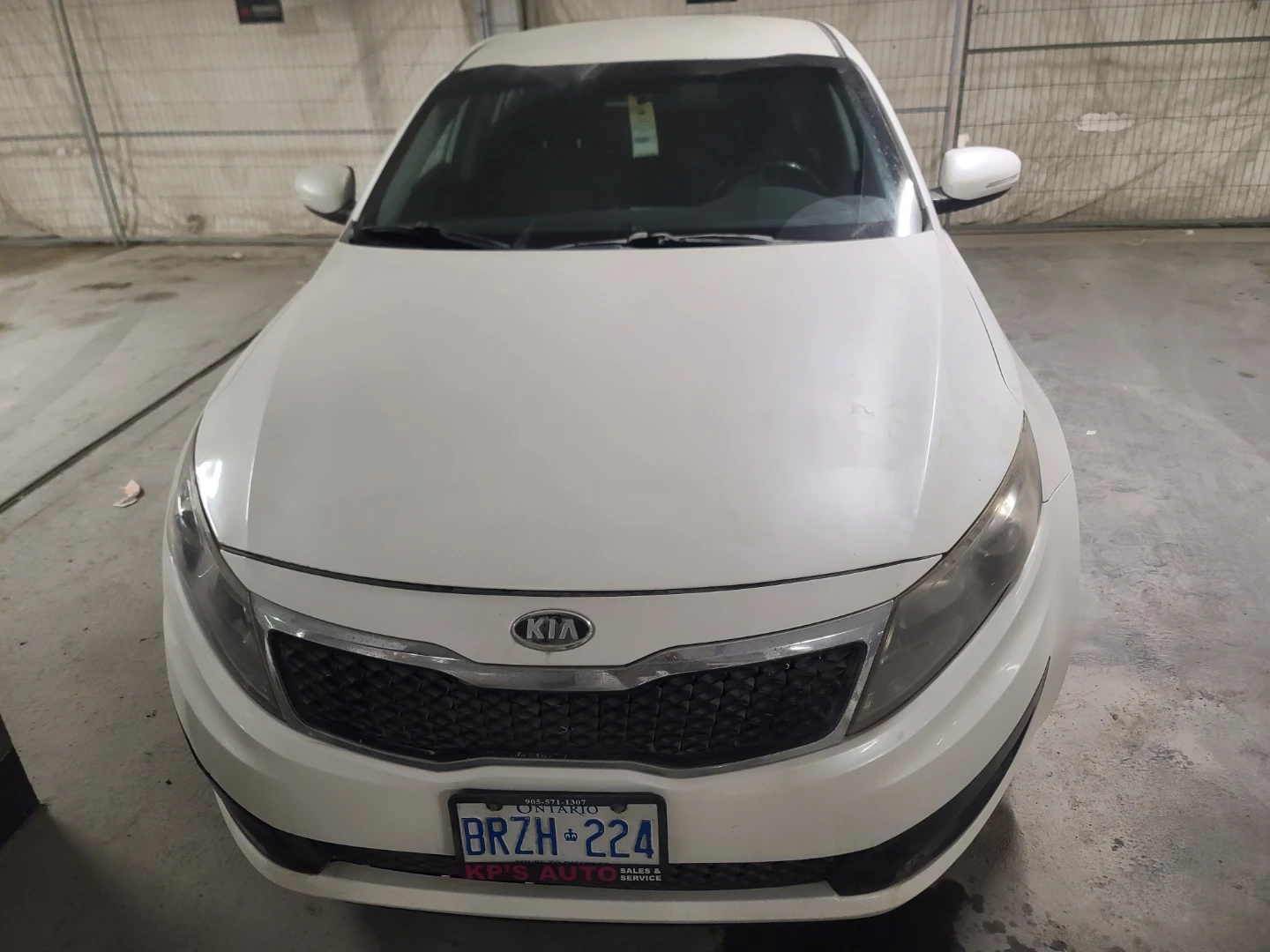 2011 Kia optima sedan 5 speed - photo 2