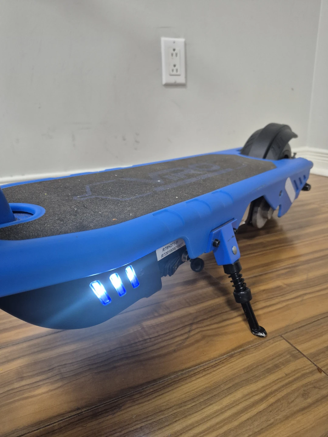 Blue Electric Scooter with Storage Bag - photo 4