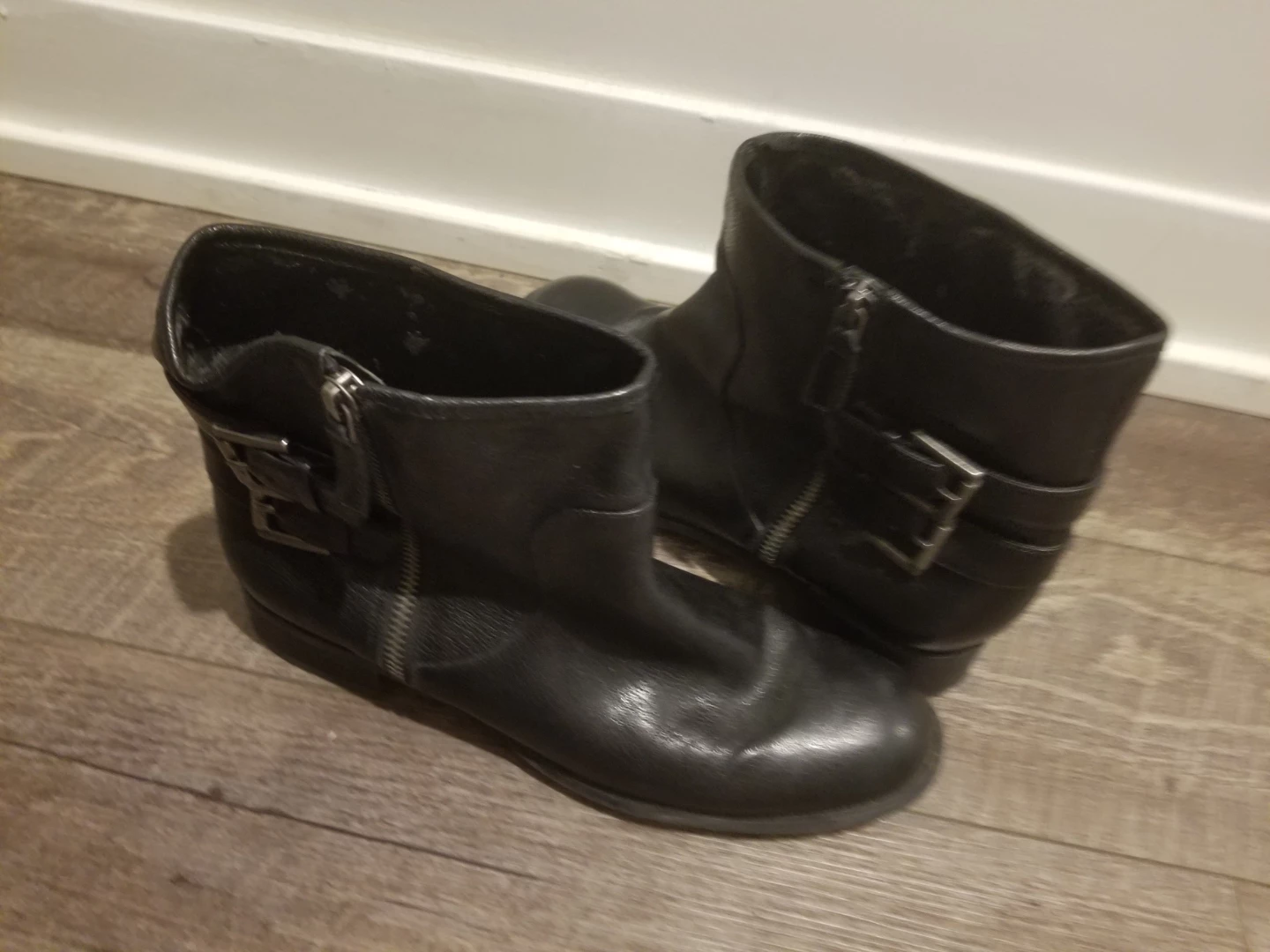 Nine West- Black Leather Ankle Boots