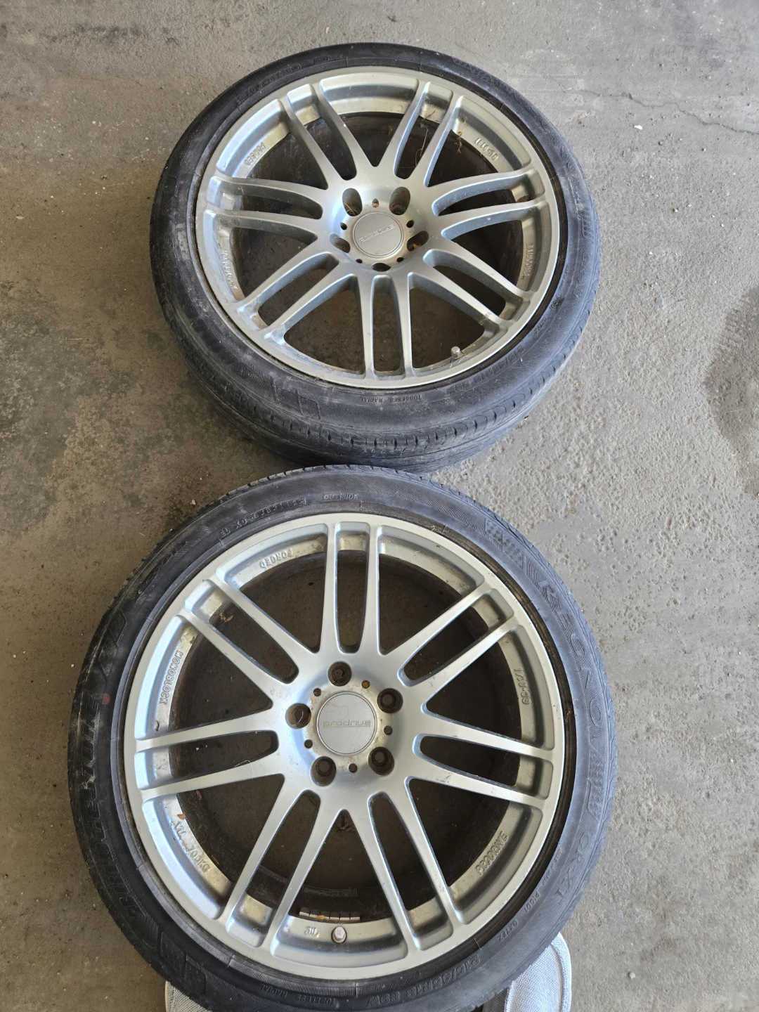 Bridgestone 18 inch Alloy Wheels (2)
