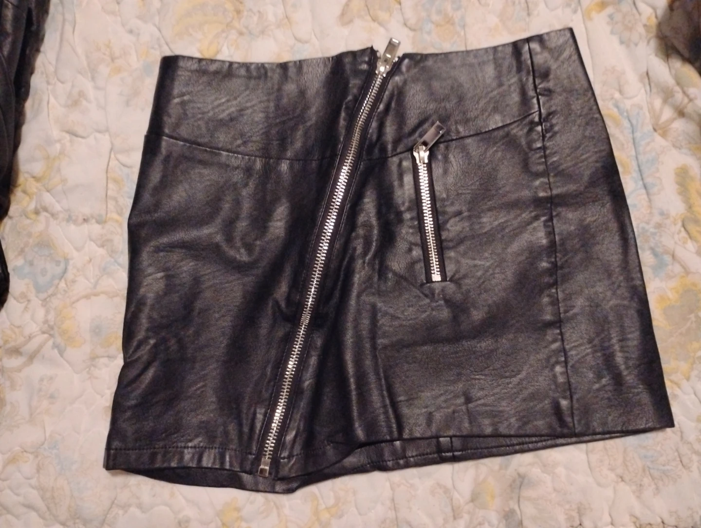 Tattoo Black Faux Leather Skirt with Zipper Detail