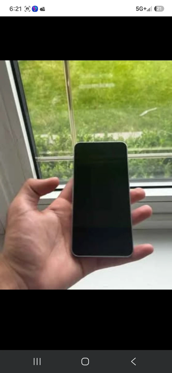 Samsung S25 - photo 2