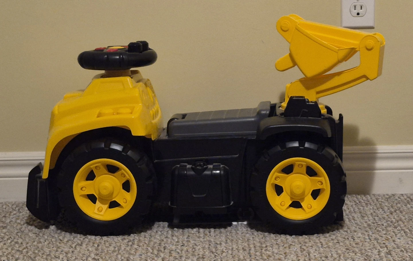 Mega Bloks CAT® 3-in-1 Excavator Ride-On - photo 3