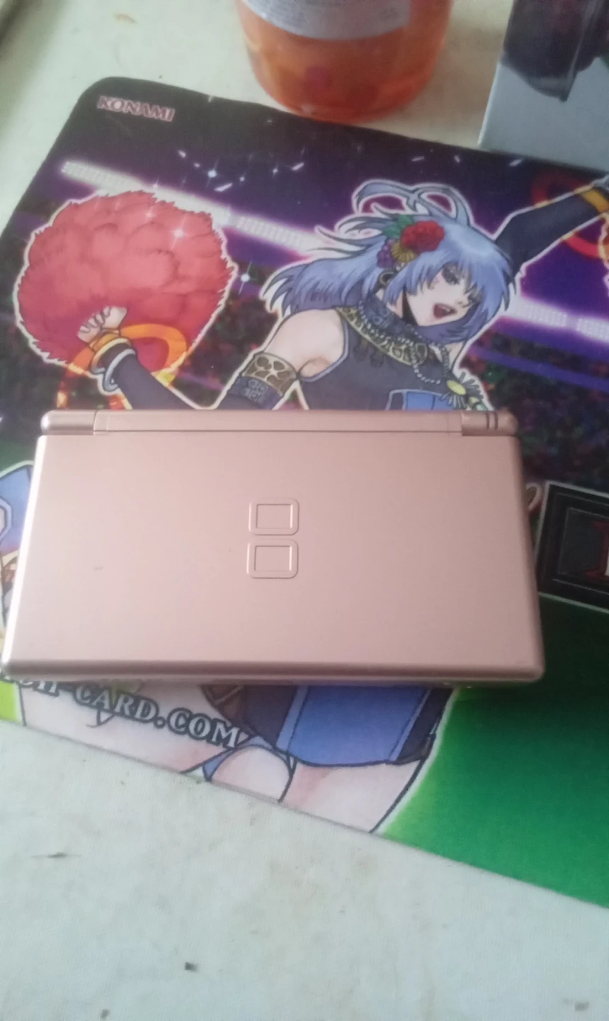 Nintendo DS Lite Rose Gold - photo 2