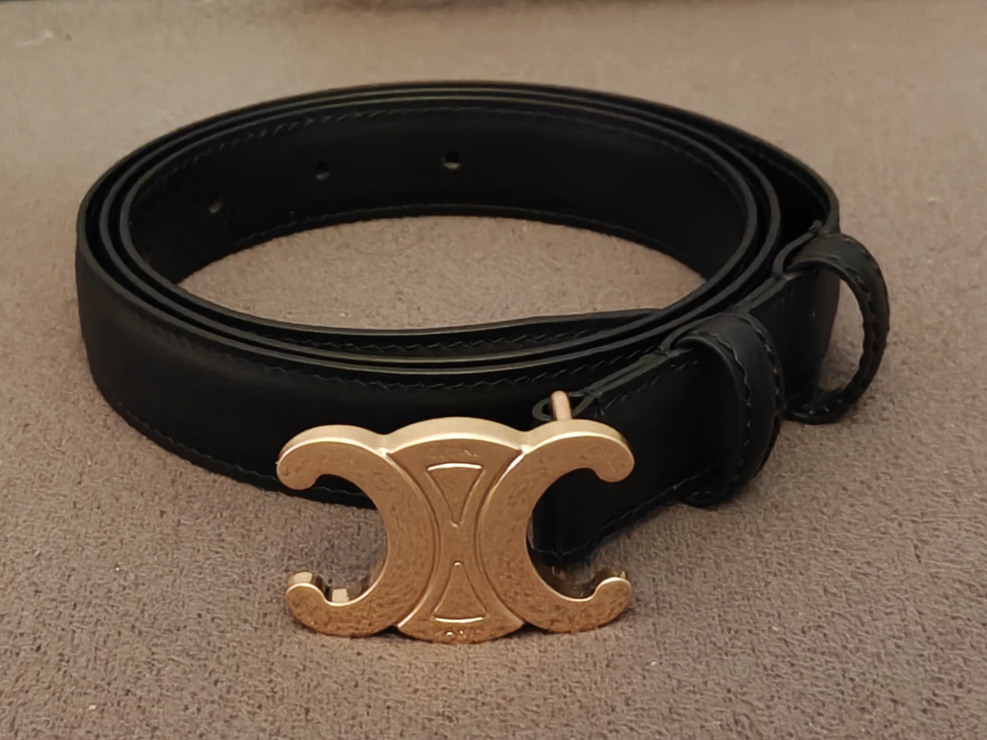 CELINE Triomphe Belt Medium Black