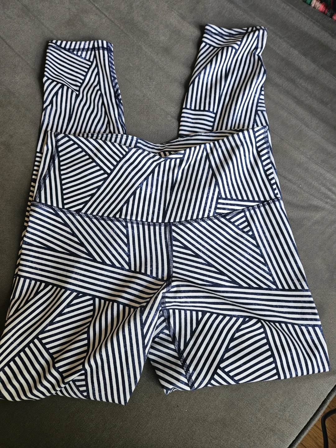 Old Navy Active Navy and White Striped Leggings