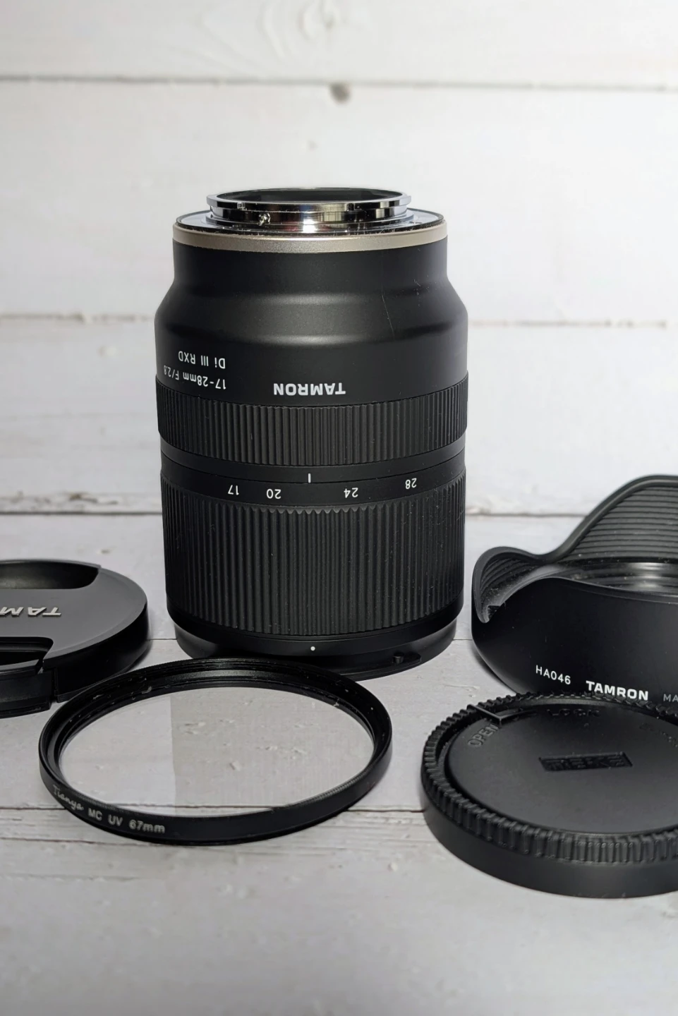 Tamron 17-28mm f/2.8 Di III RXD Lens - photo 2