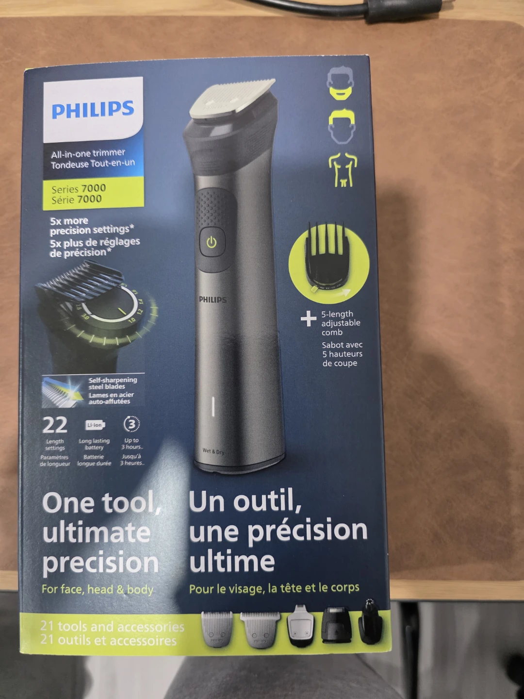 Philips Series 7000 All-in-one trimmer unopened