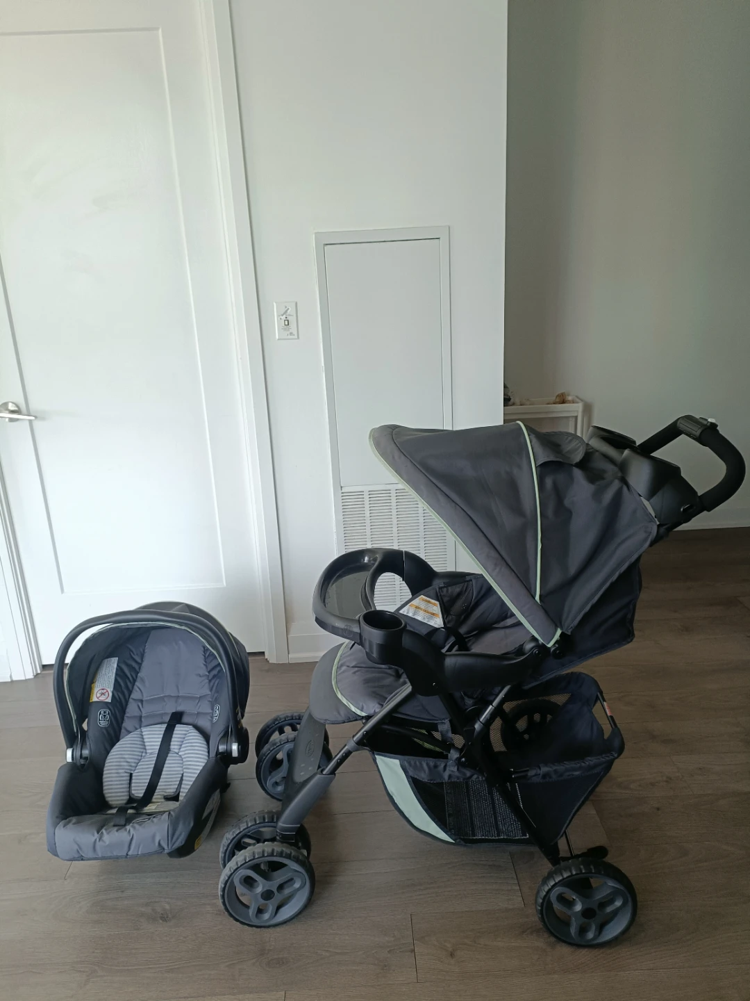 Graco Stroller & Infant Car Seat– Excellent Condition!