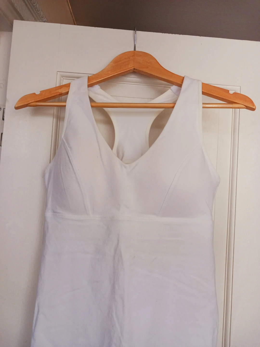 White Tank Top with Built-in Bra. Size L. - photo 2