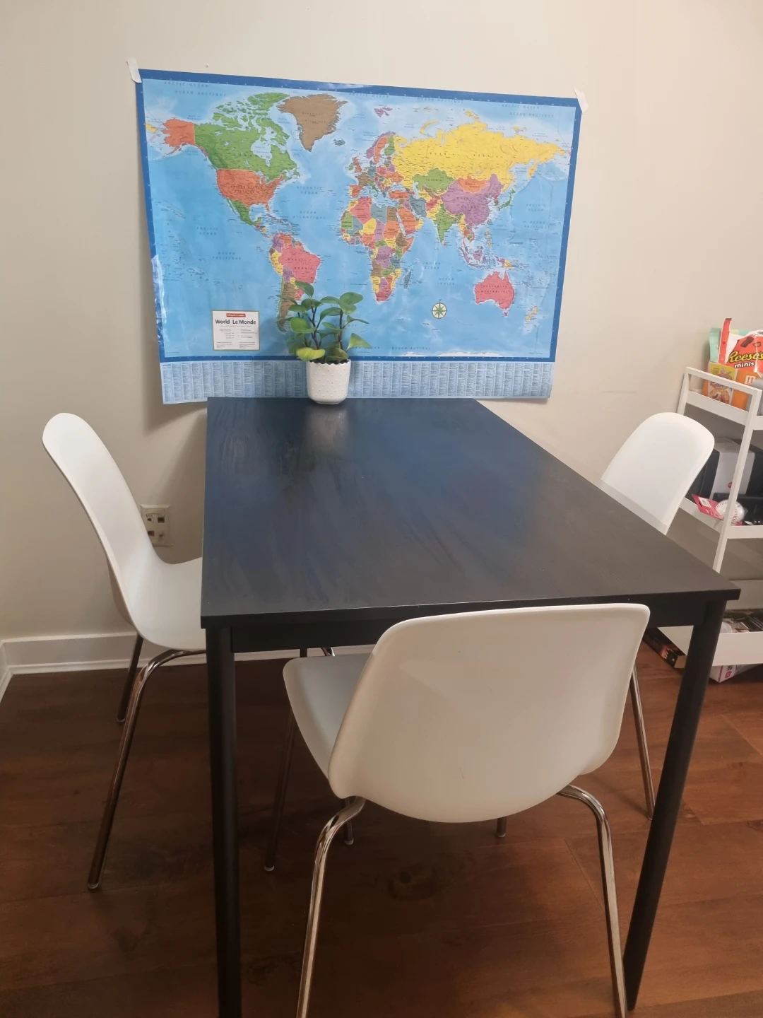 IKEA SANDSBERG Table and desk chair - photo 2