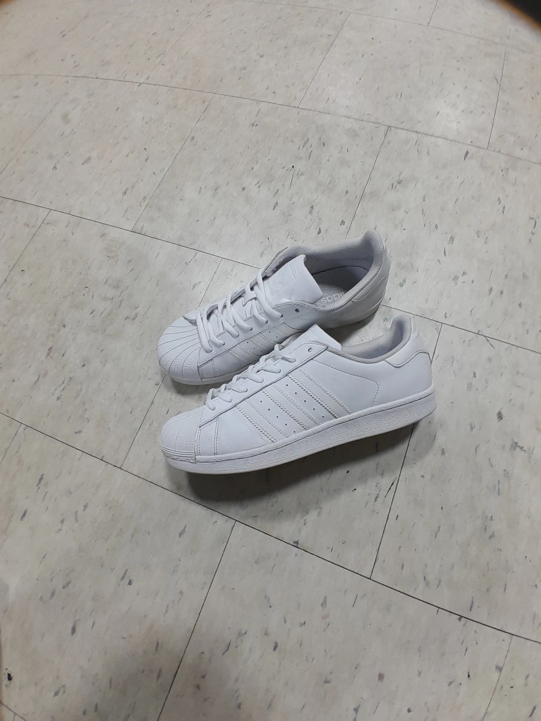 Adidas Superstar Sneakers Men's Size 11 - photo 4