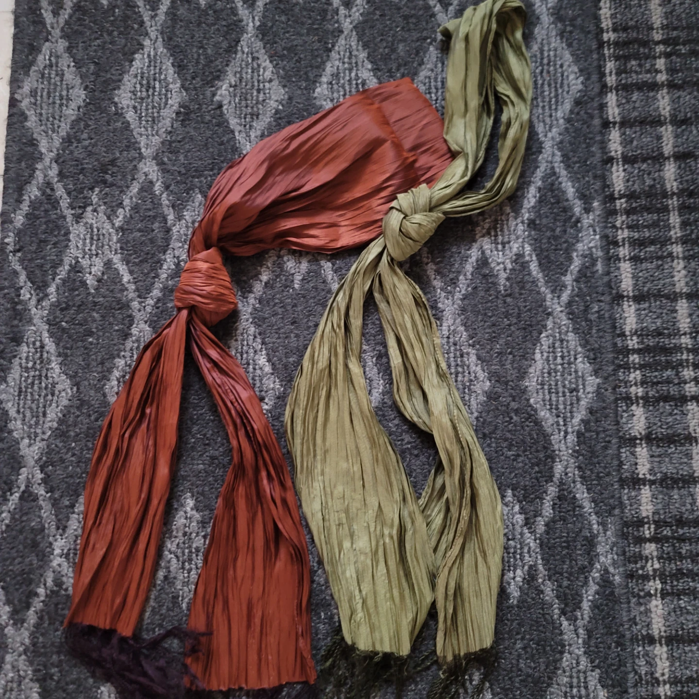 Crinkled Scarf - Rust & Olive Green