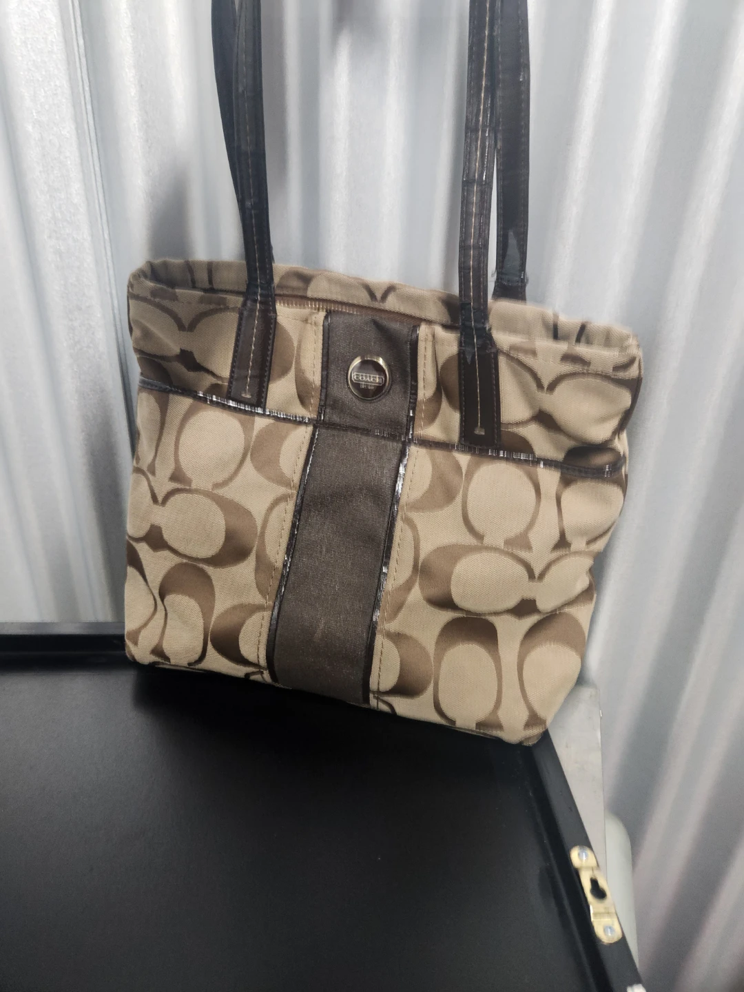 Coach Monogram Tote Bag (Handle strap cracked) - photo 2