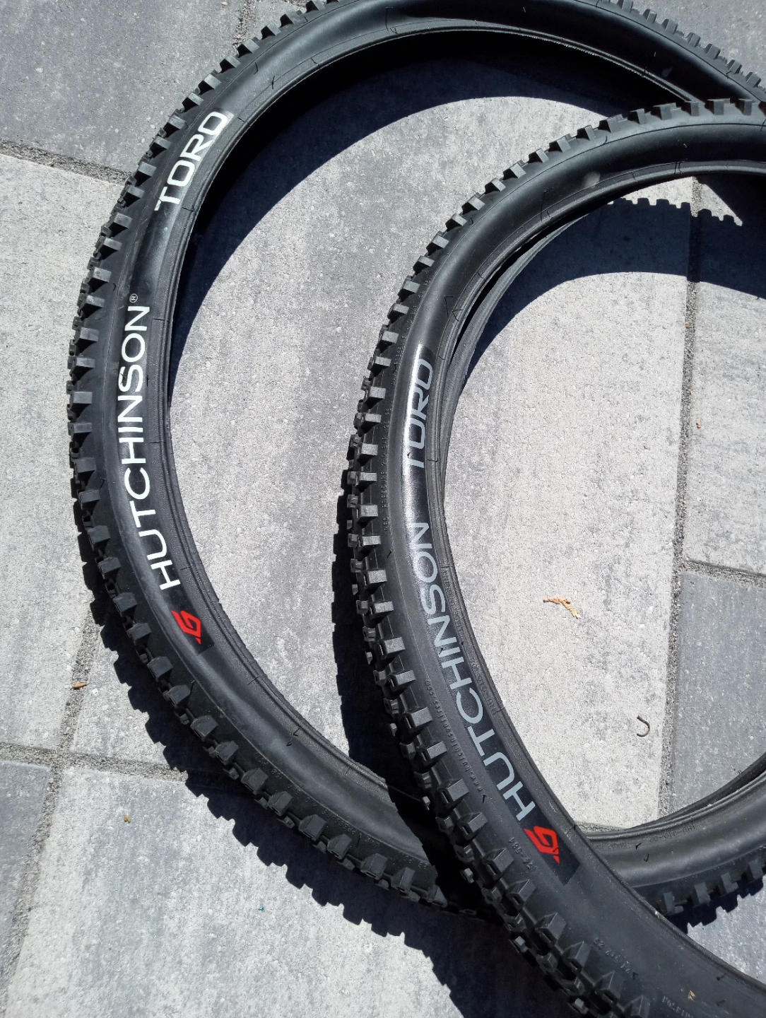 27.5 x 2.25 Hutchinson Toro Mountain Bike 2x Tires - photo 2