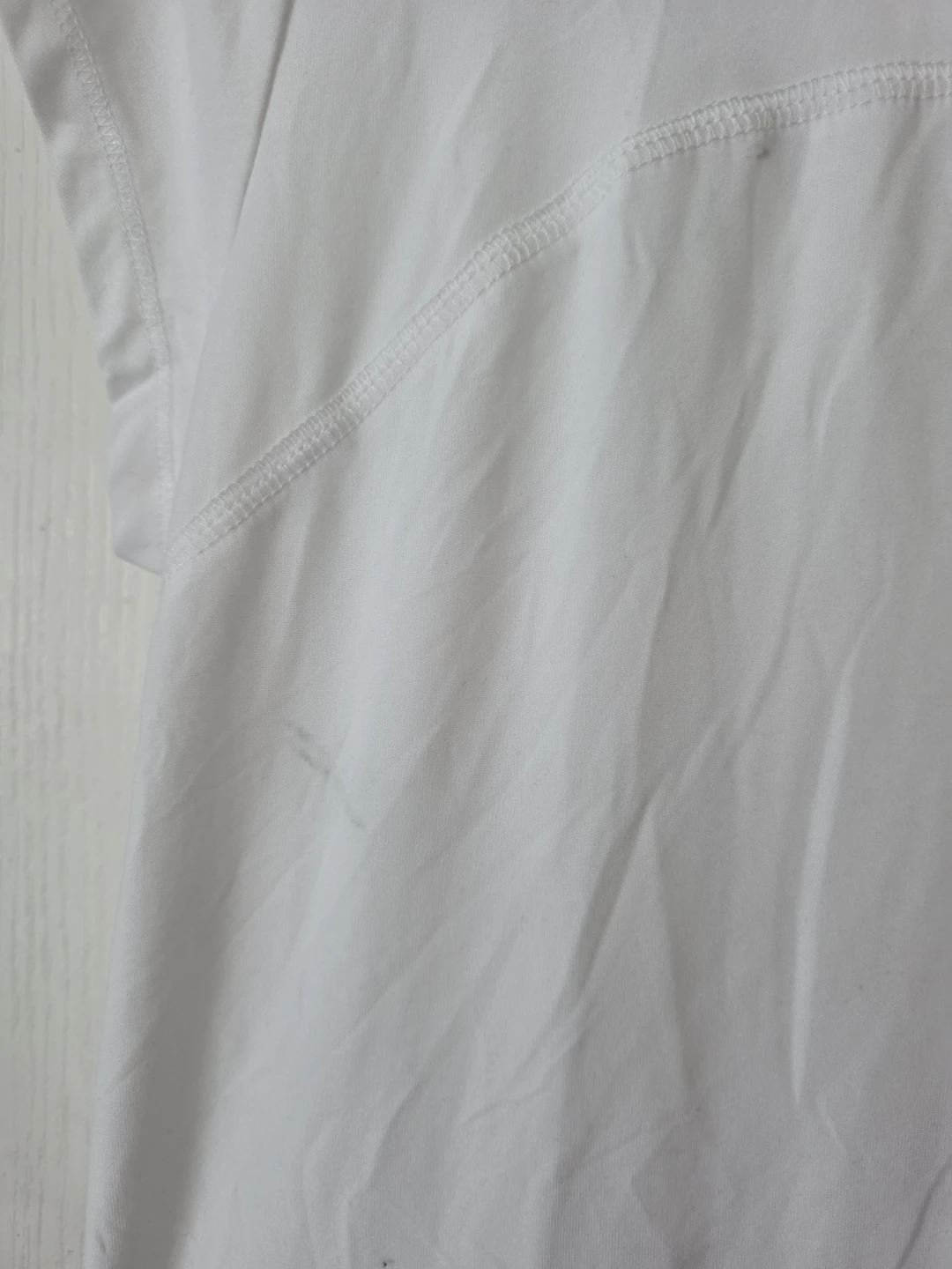 Old Navy Women's White T-Shirt - photo 5