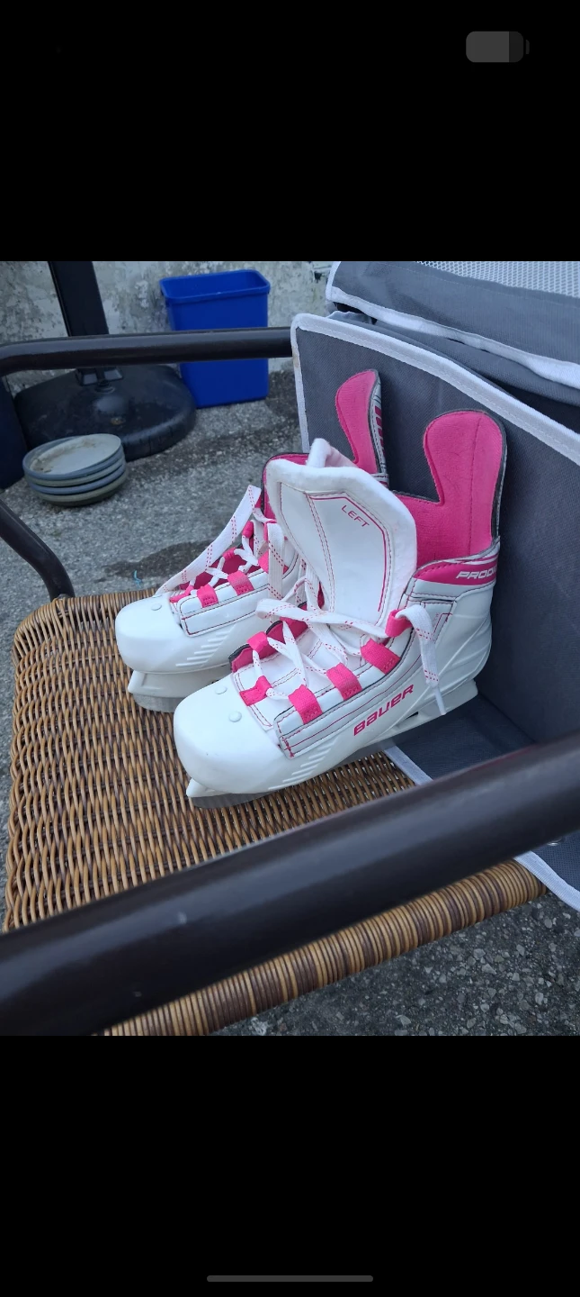 Bauer Prodigy Youth Hockey Skates White/Pink - photo 3