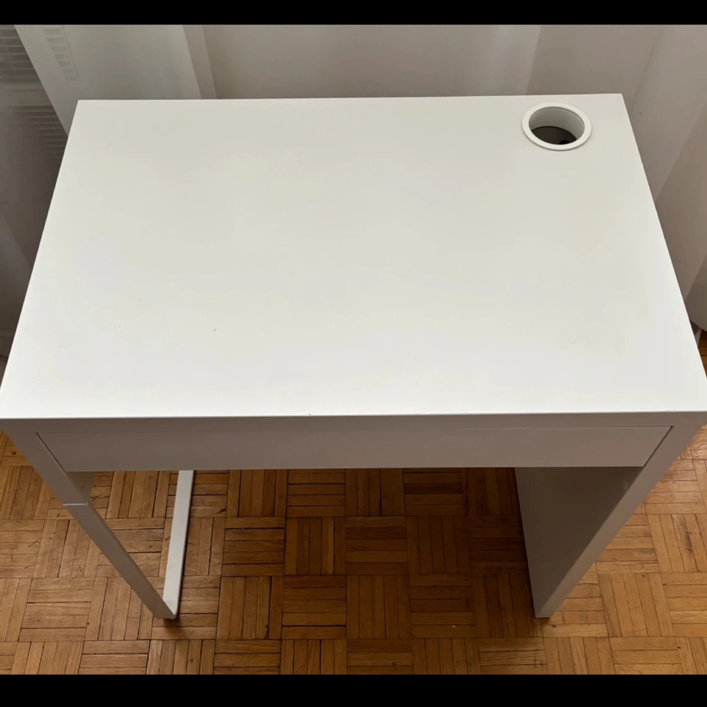 IKEA Micke White Desk with Drawer - photo 2