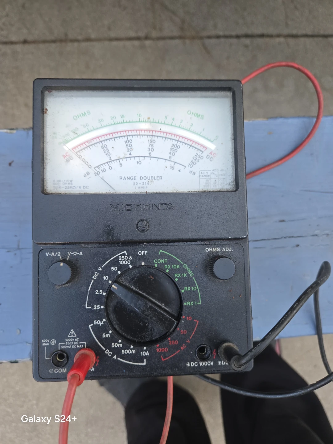 Range Doubler Multimeter n UH F Transceiver FD-268 Radio