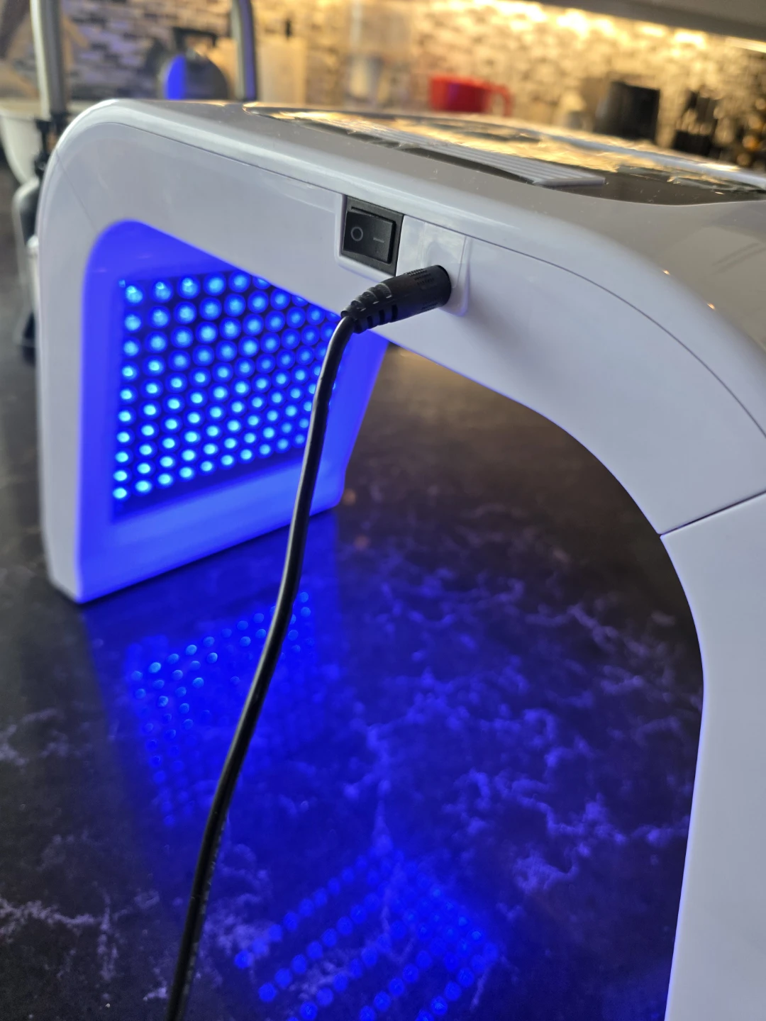LED Therapy Device with 7 light modes - photo 3
