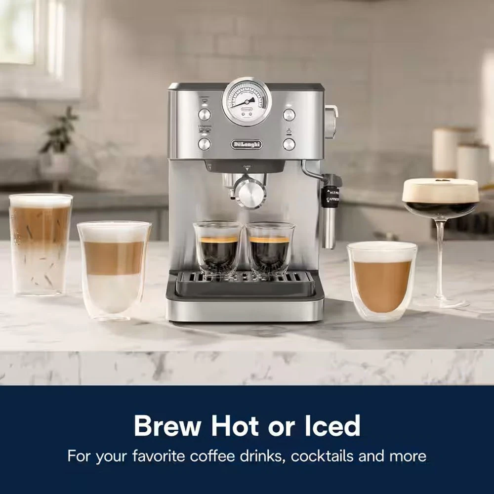 DeLonghi Espresso Machine, steam milk cup and tamper included - photo 5