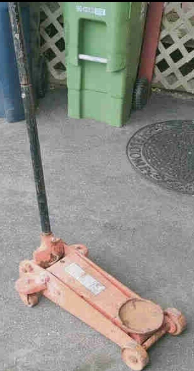 MVP Hydraulic Garage Jack 2 Ton