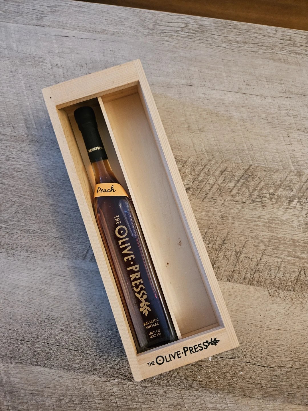 Peach balsamic vinegar (Sonoma Valley)