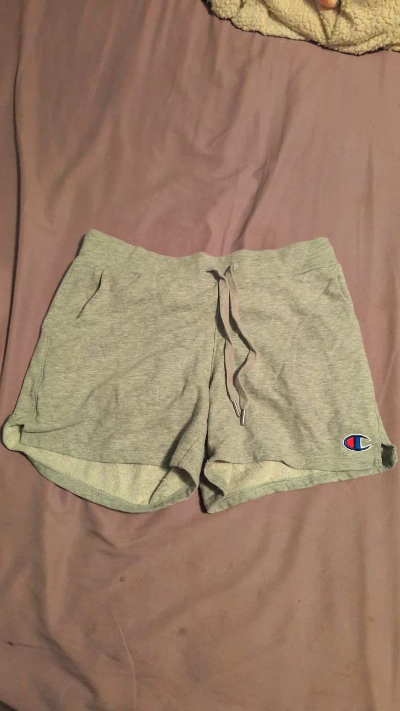 3 Champion Light Blue T-Shirt, + grey T-shirt and shorts. - photo 5