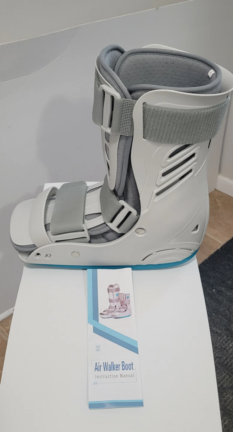 EUC Large Medical Walking Boot - photo 2