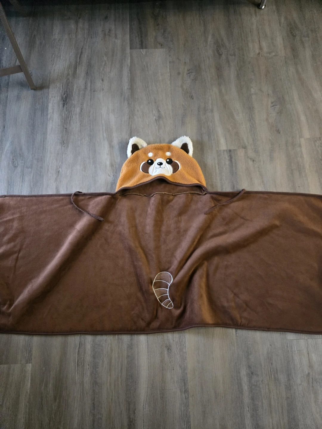 Red Panda Hooded Blanket - photo 2