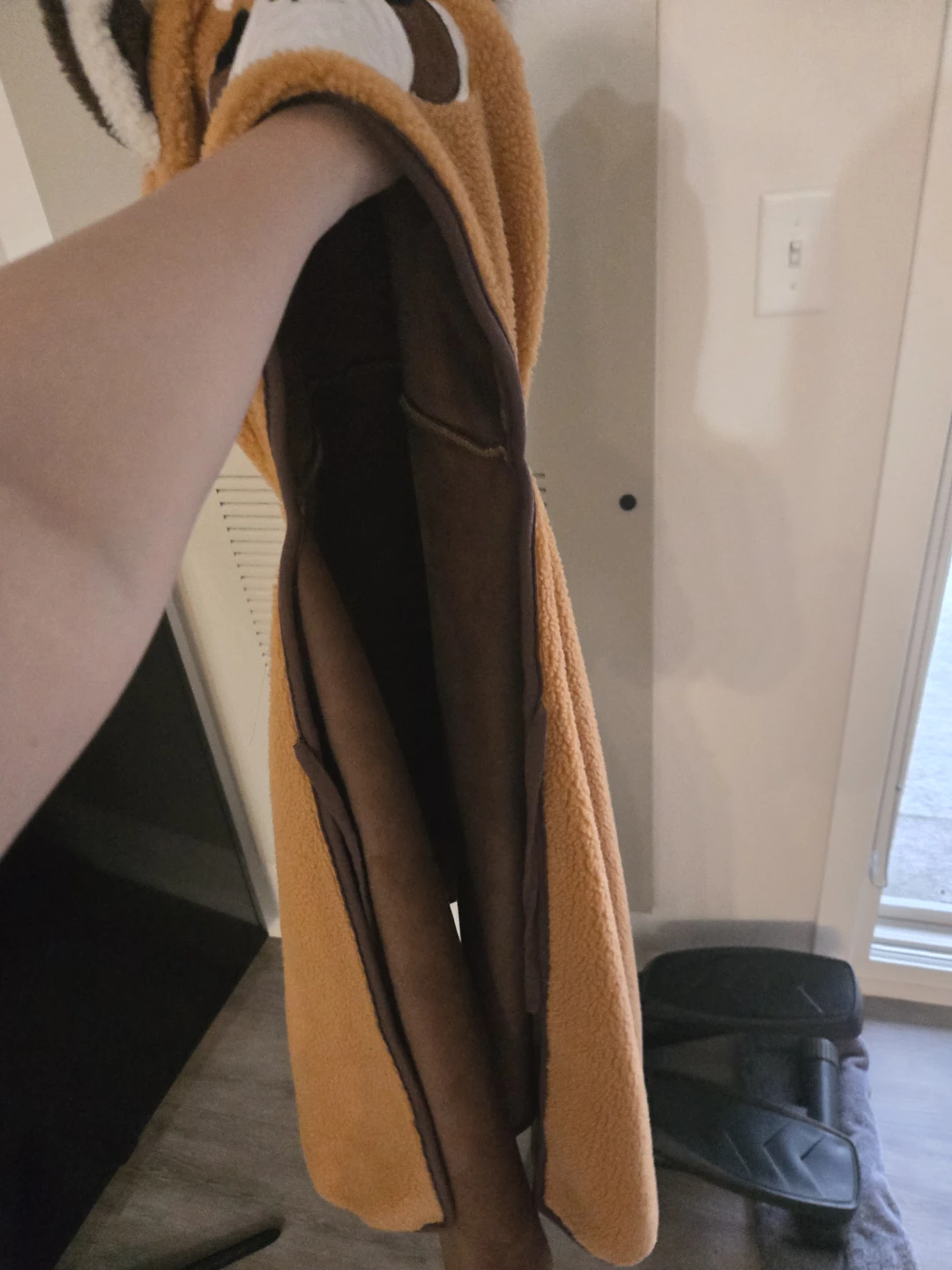 Red Panda Hooded Blanket - photo 3