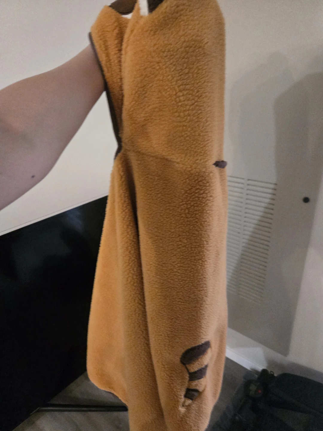 Red Panda Hooded Blanket - photo 4