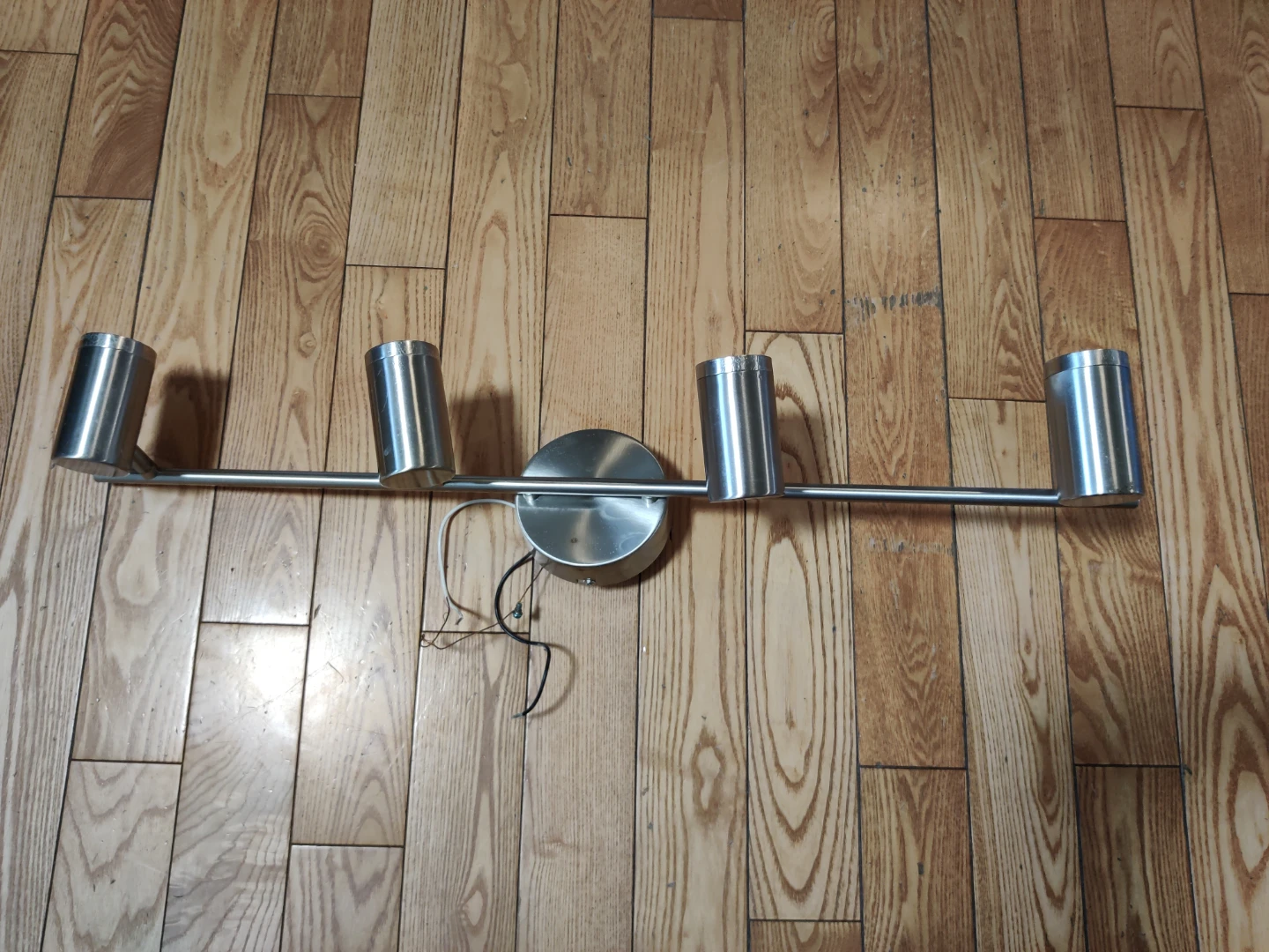 4-Light Track Bar Ceiling Light Fixture - photo 2