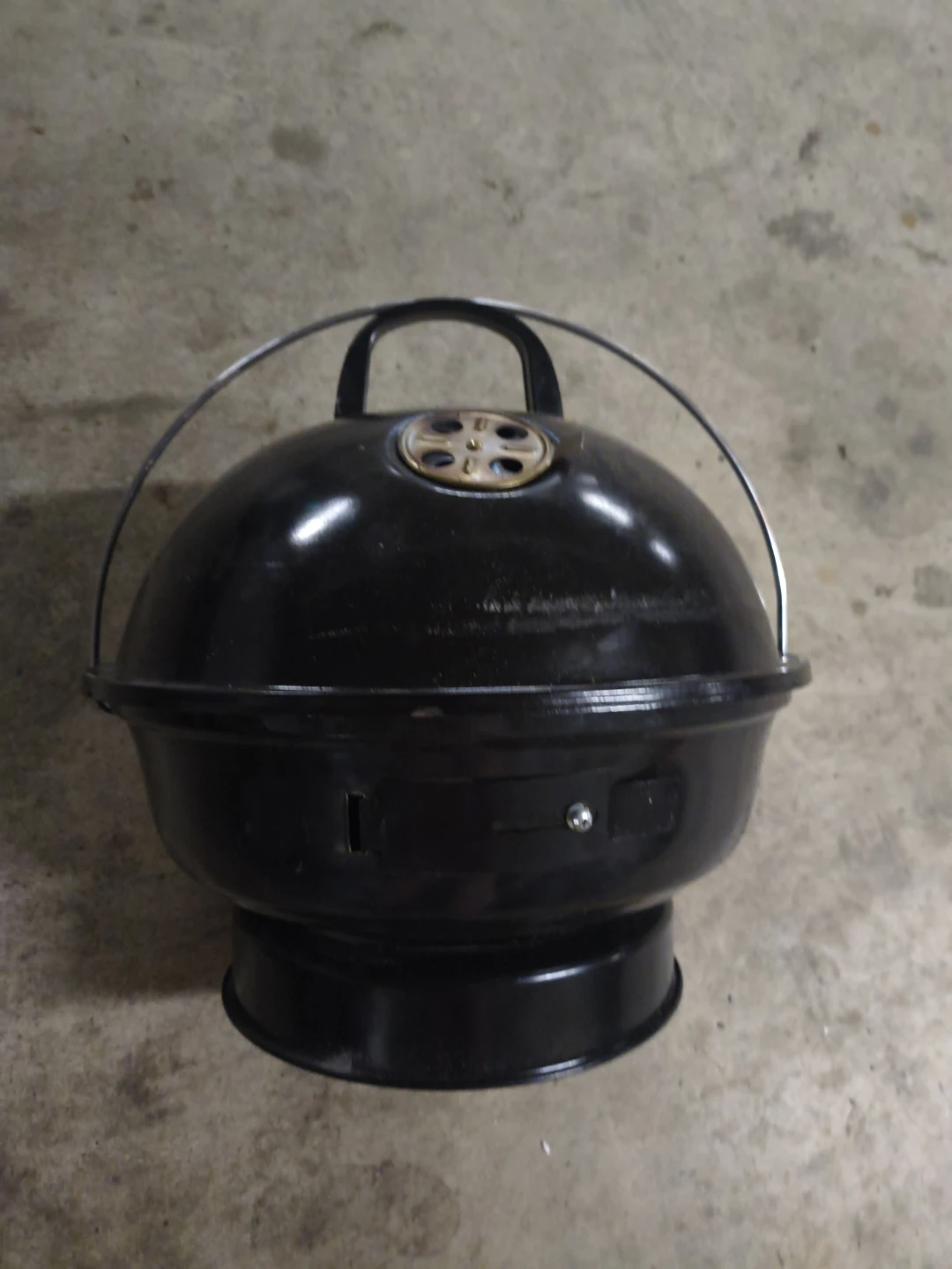 Black Portable Kettle Grill