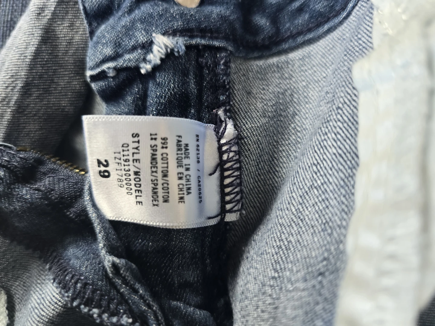 Women's Denim Shorts Size 29 - photo 4