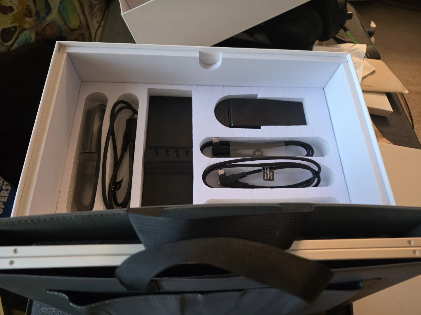 15.6" Portable Laptop Monitor Screen Extender - photo 3
