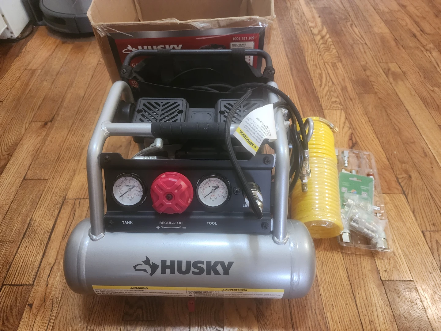 Husky Compressor - photo 3