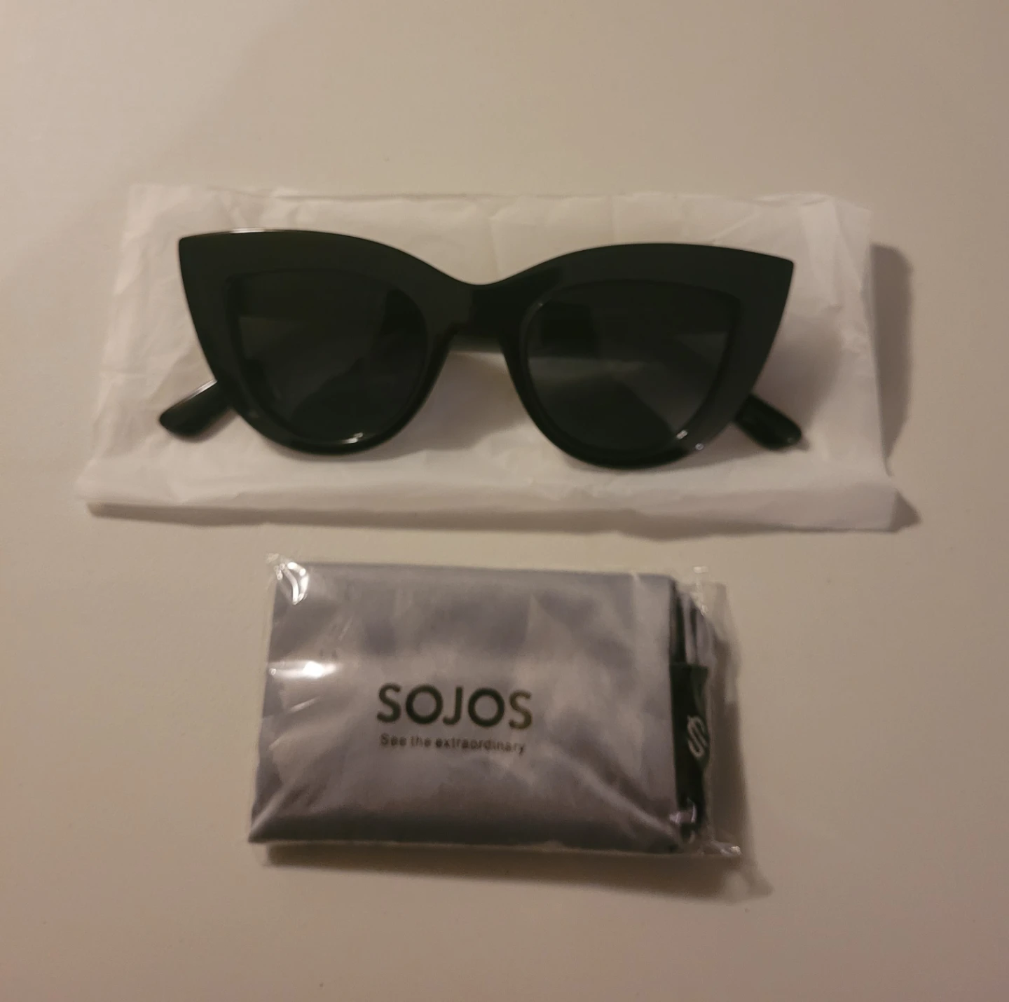 SOJOS Cat Eye Sunglasses - photo 2